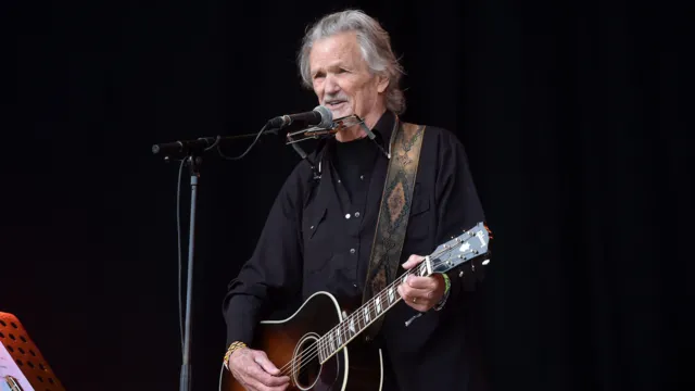 ‘Special’ singer and actor Kris Kristofferson dies