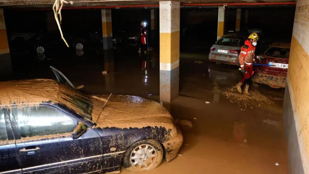 Spain rescuers search underground parking as fresh flooding hits Barcelona