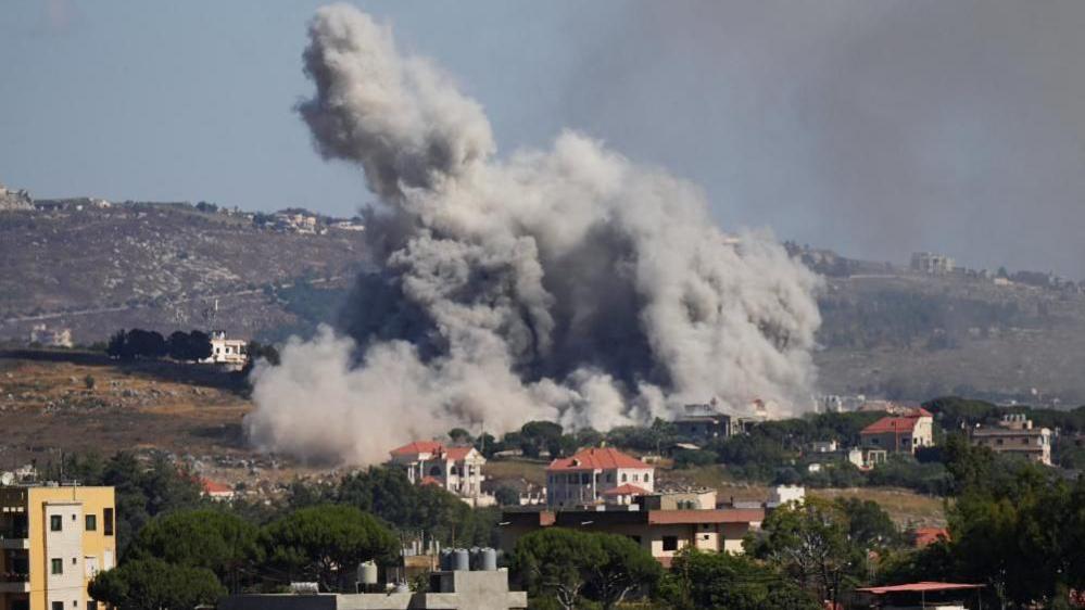 Israeli strike seen from Nabatieh 19 June