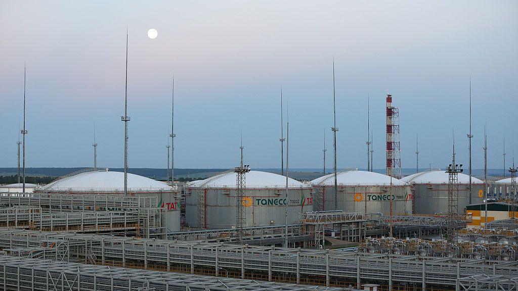 A stock photo of a refining and petrochemical plant in Nizhnekamsk (stock photo)