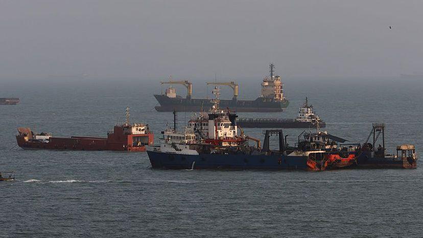 File photo showing commercial ships anchored in the Strait of Hormuz, off the coast of Bandar Abbas, Iran (10 August 2026)