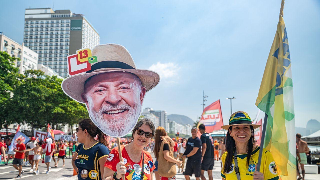 Lula supporters in Rio